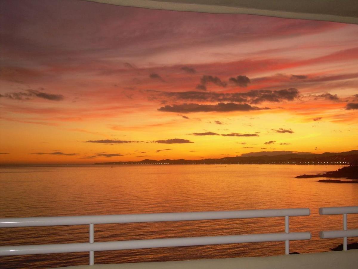 Appartement Holidays2benalmadena Torrequebrada Sea View Front With Pool Parking & Terraces Benalmádena