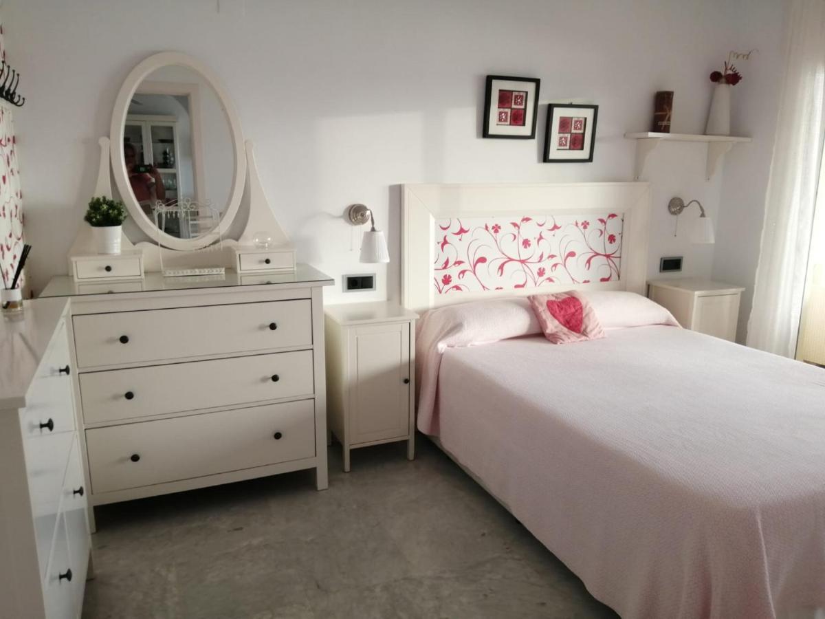 Holidays2benalmadena Torrequebrada Sea View Front With Pool Parking & Terraces Appartement