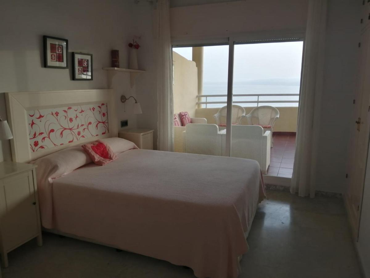Holidays2benalmadena Torrequebrada Sea View Front With Pool Parking & Terraces Appartement Benalmádena