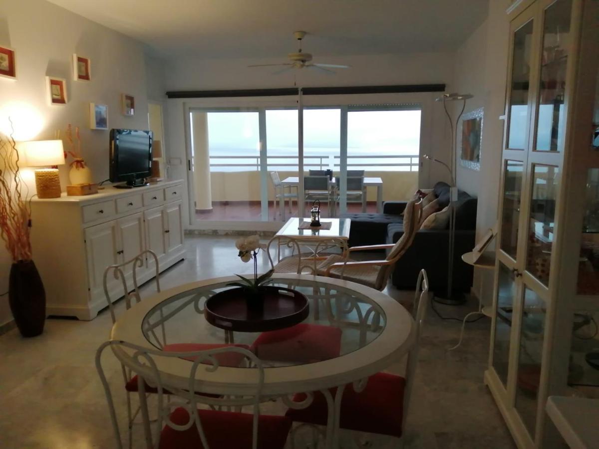 Holidays2benalmadena Torrequebrada Sea View Front With Pool Parking & Terraces Benalmádena
