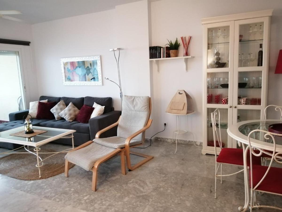 Holidays2benalmadena Torrequebrada Sea View Front With Pool Parking & Terraces