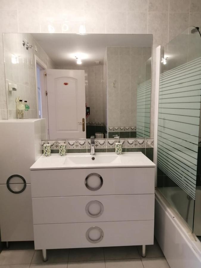 Holidays2benalmadena Torrequebrada Sea View Front With Pool Parking & Terraces * Benalmádena